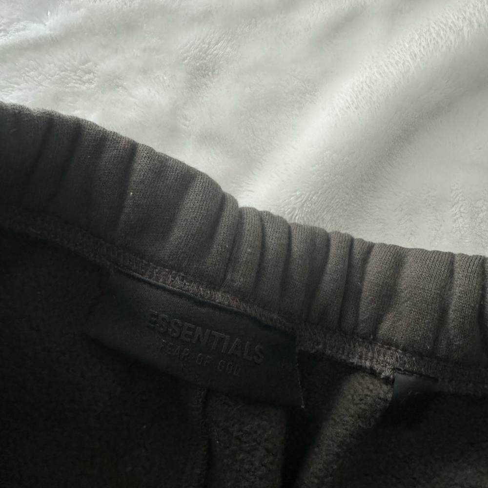 Essentials sweatpants - Picture 5 of 5